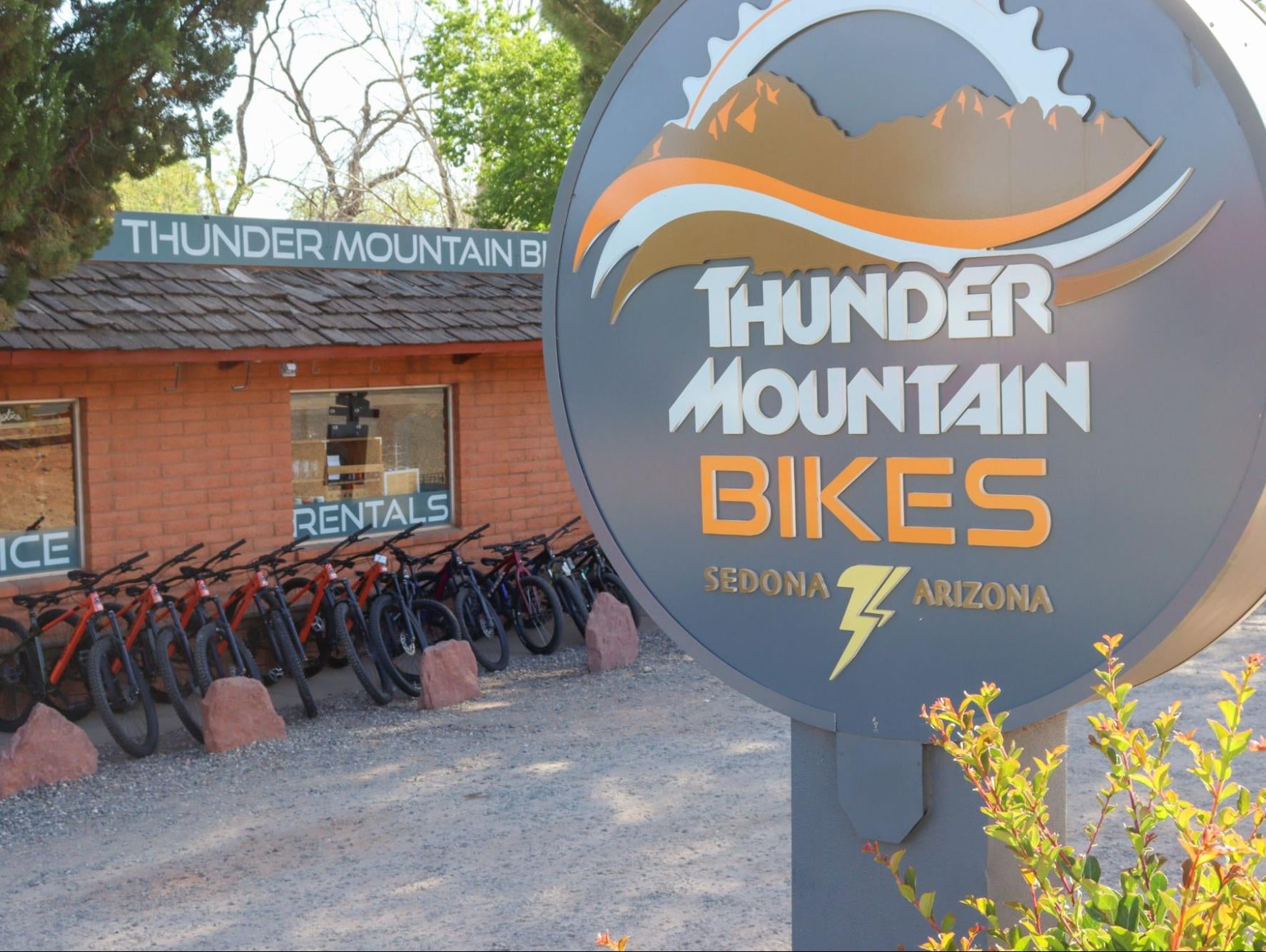 Ride Center Highlight: Thunder Mountain Bikes – Sedona, Arizona - Club Ride Apparel