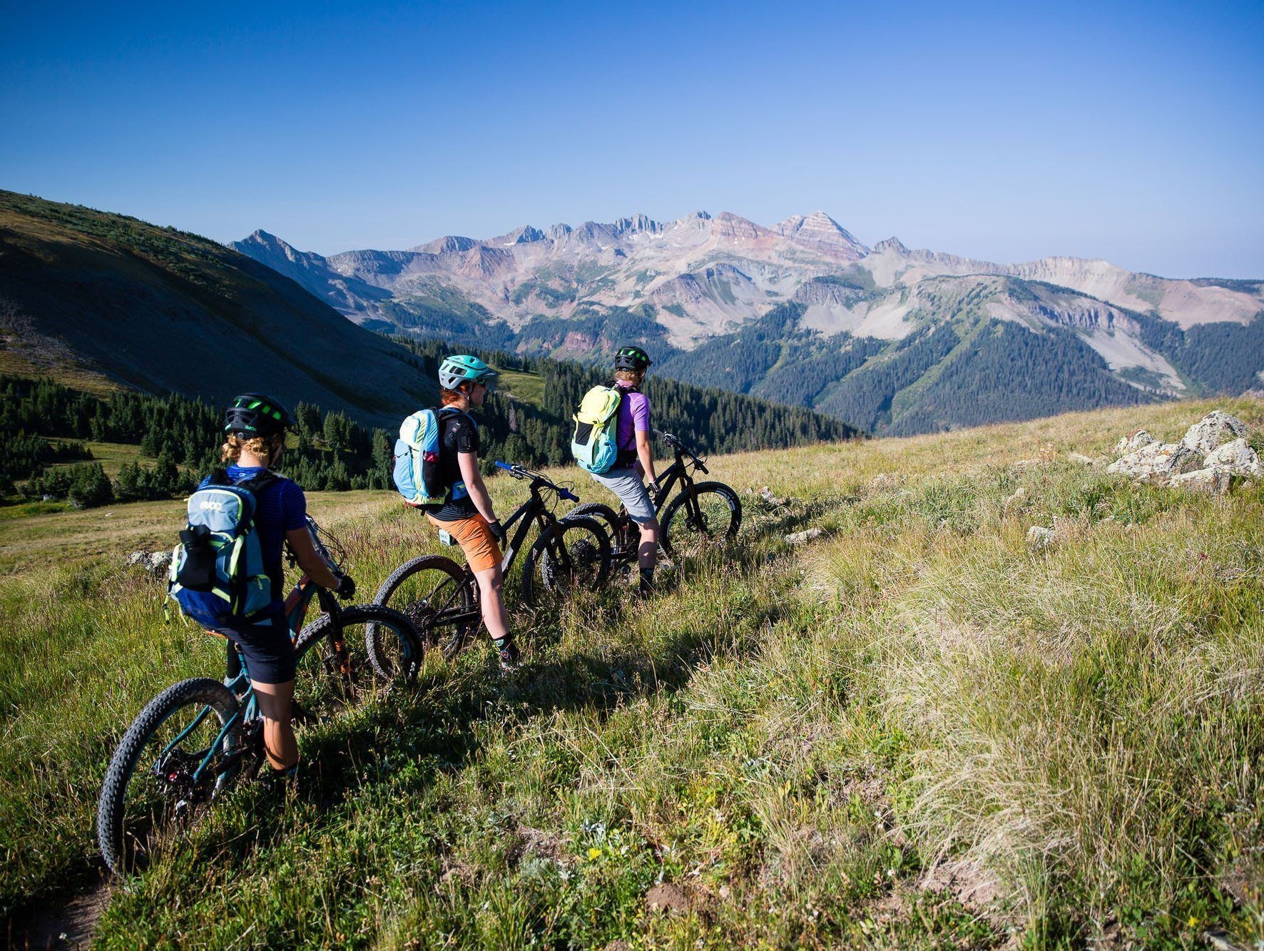 San Juan Dream’n - Club Ride Apparel