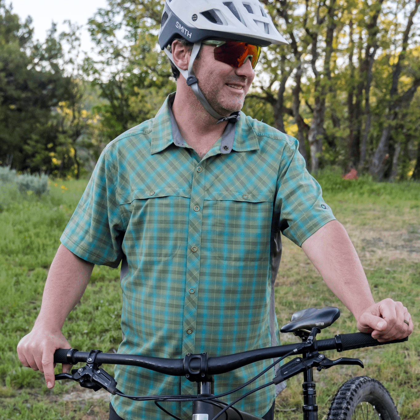 Men's Quest Super Stretch Plaid Shirt - Club Ride Apparel