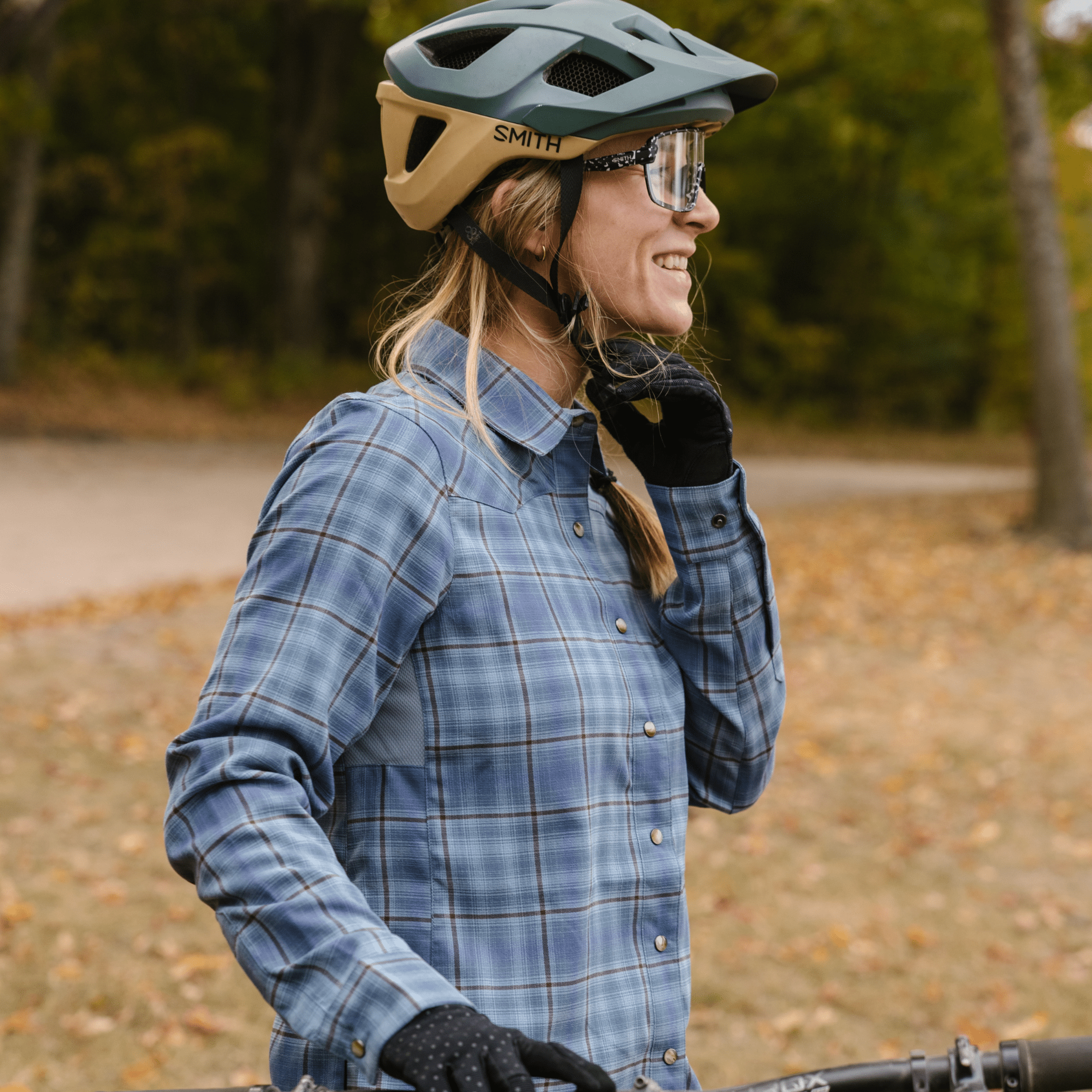 Women's Liv'n Flannel - Club Ride Apparel