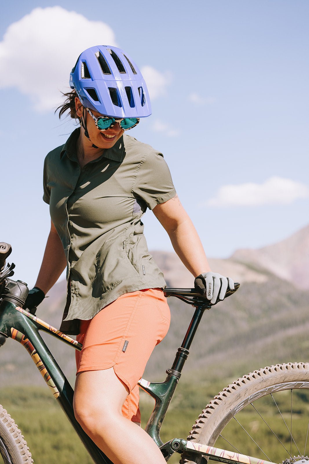 Women's Simply Bandara Shirt - Club Ride Apparel