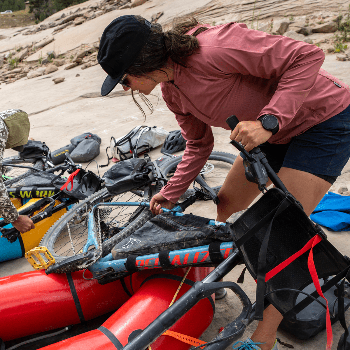 Women's Sola Sun Shirt - Club Ride Apparel