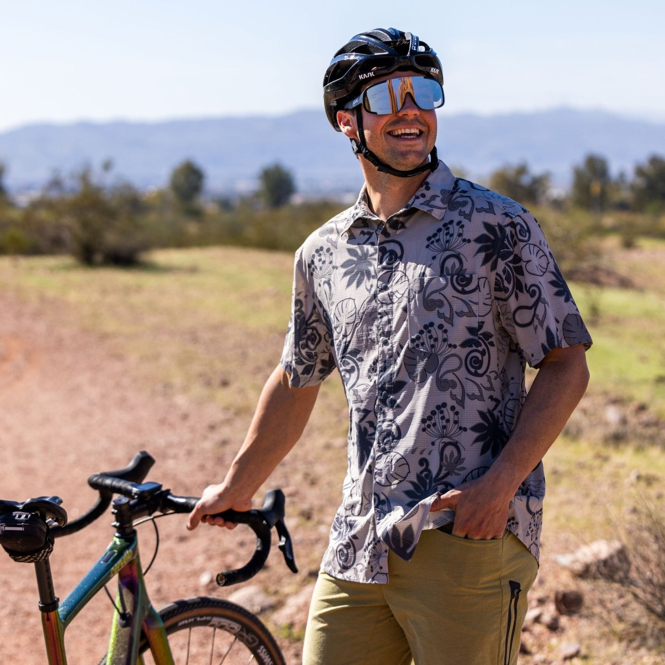 Men's Motive Ultra-Breathable Shirt - Club Ride Apparel