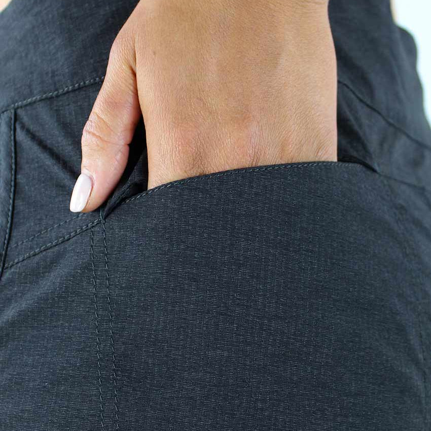 Women's Savvy Shorts 9" - Club Ride Apparel