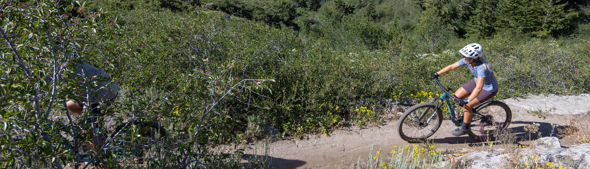 Women's Bike Tops - Club Ride Apparel