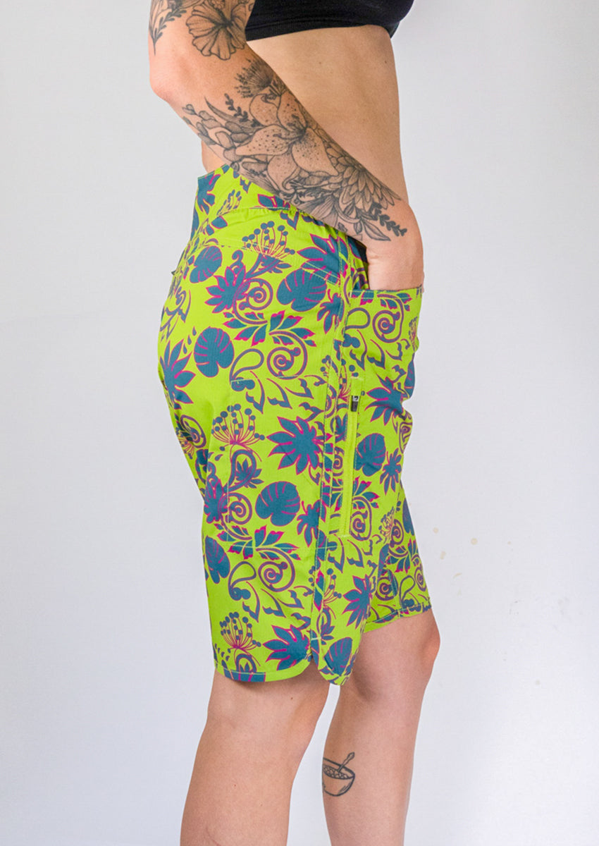 Women's Savvy Shorts 11" - Club Ride Apparel